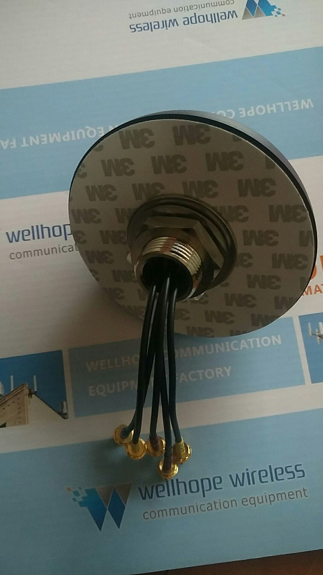  WH-MIMO-03X5 GPS Glonass 4G WLAN ANTENNA have finished