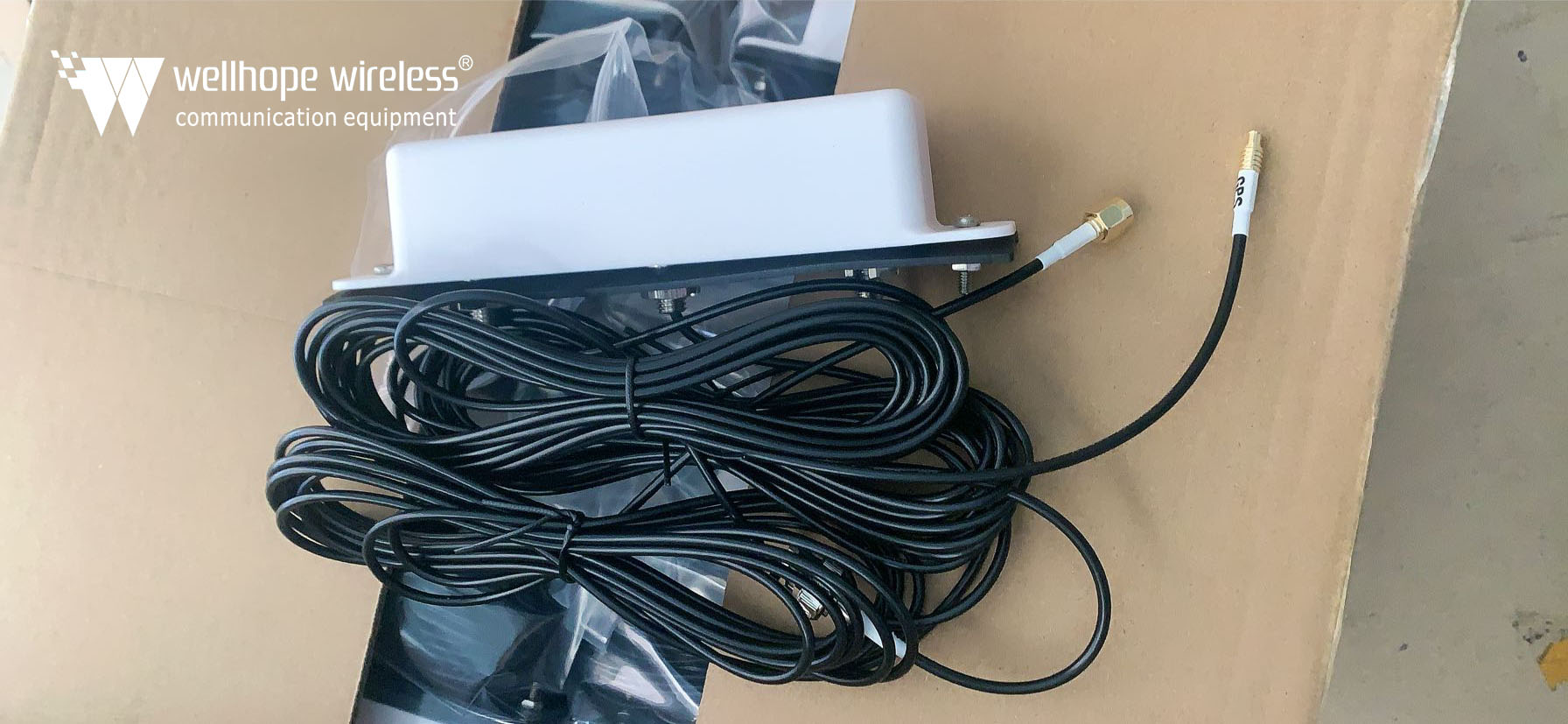  2024-3-21 4G wifi 440MHz antennas WH-DB-KH 200PCS on ship