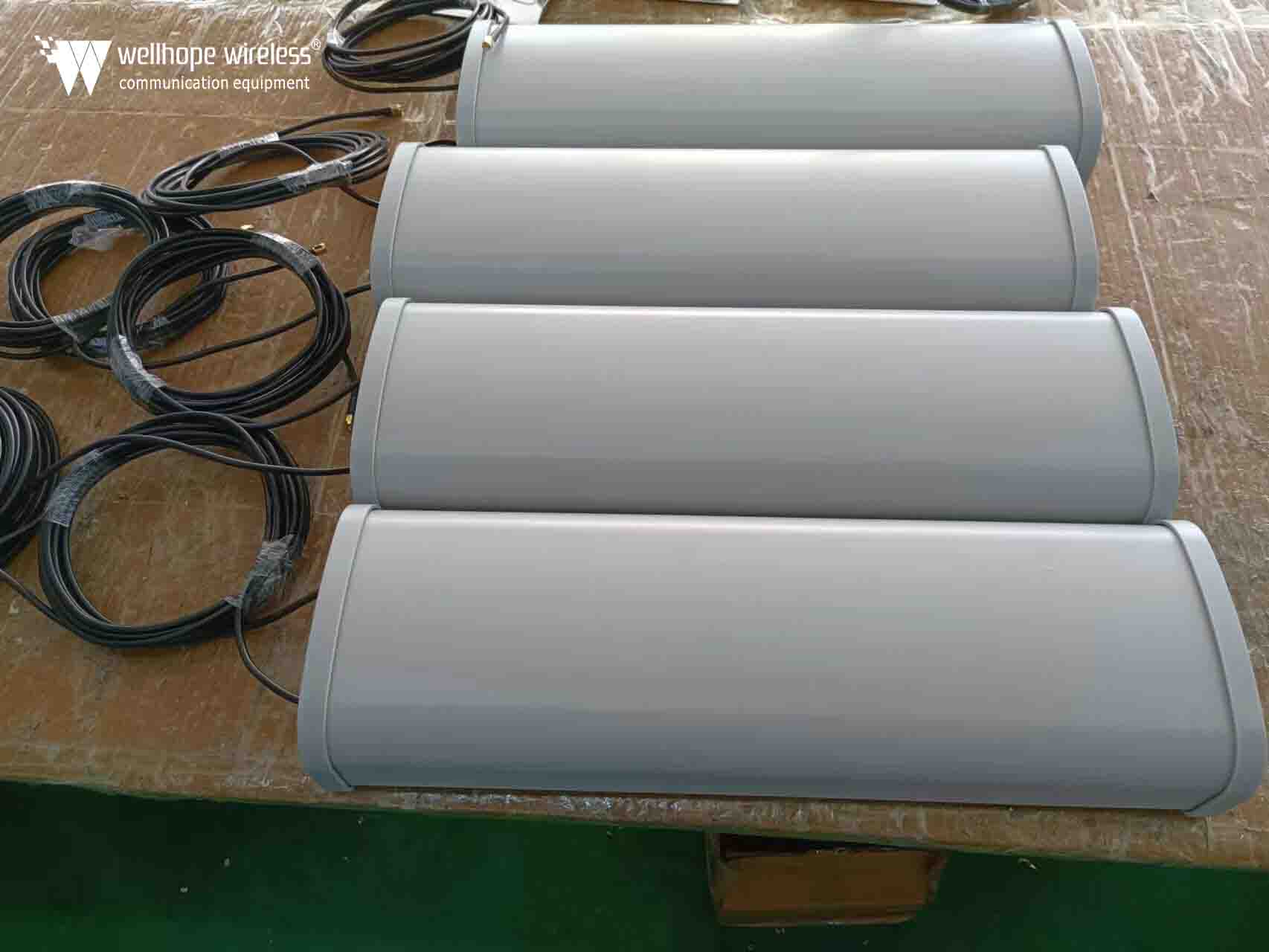  2022-7-18 whwireless 200pcs 5G panel antenna WH-5G-CD15X2 and log periodic antenna  on ship