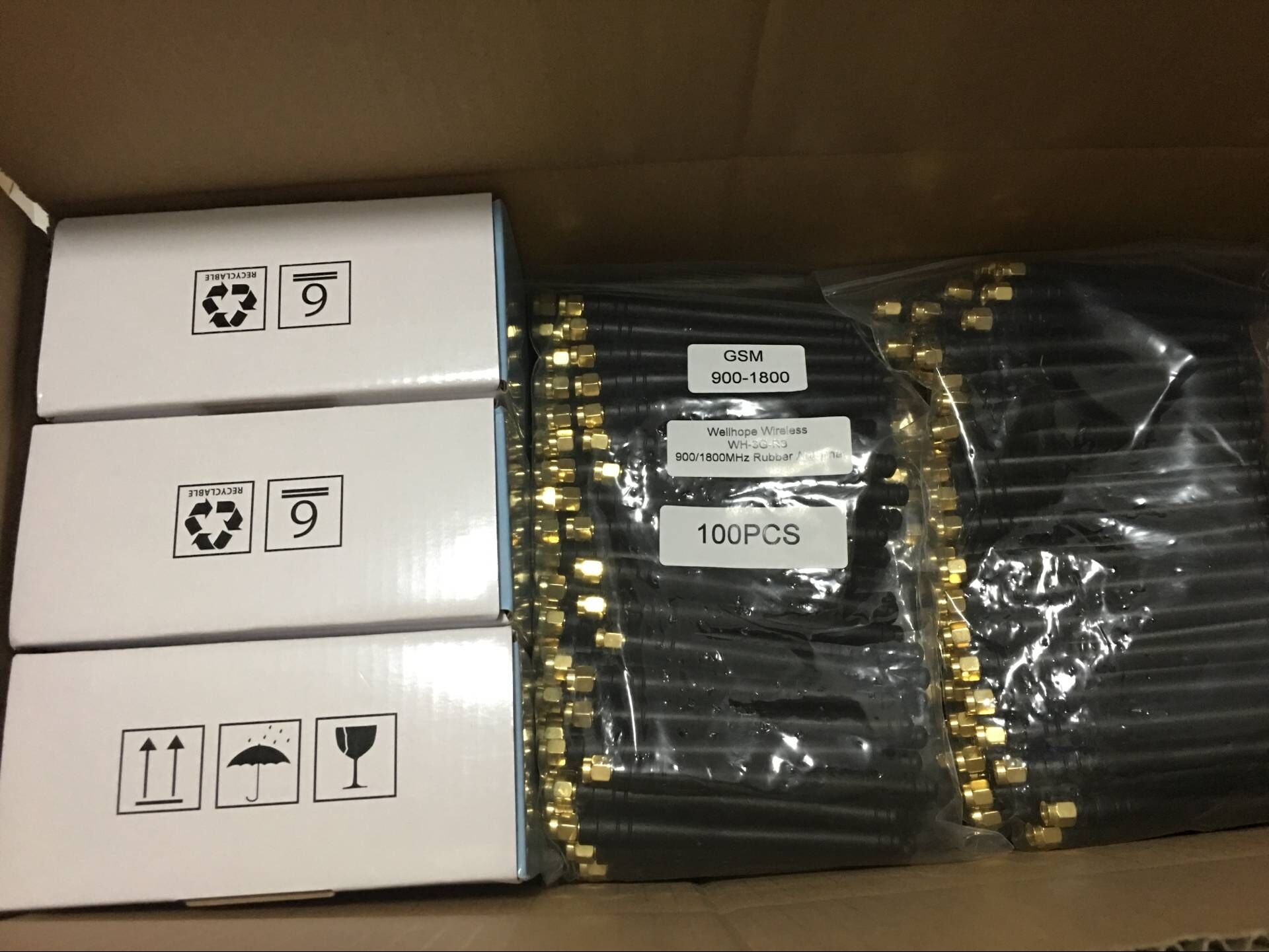 2018/4/2 10000pcs antenna WH-3G-02.5 10000pcs WH-SMA-01.13	